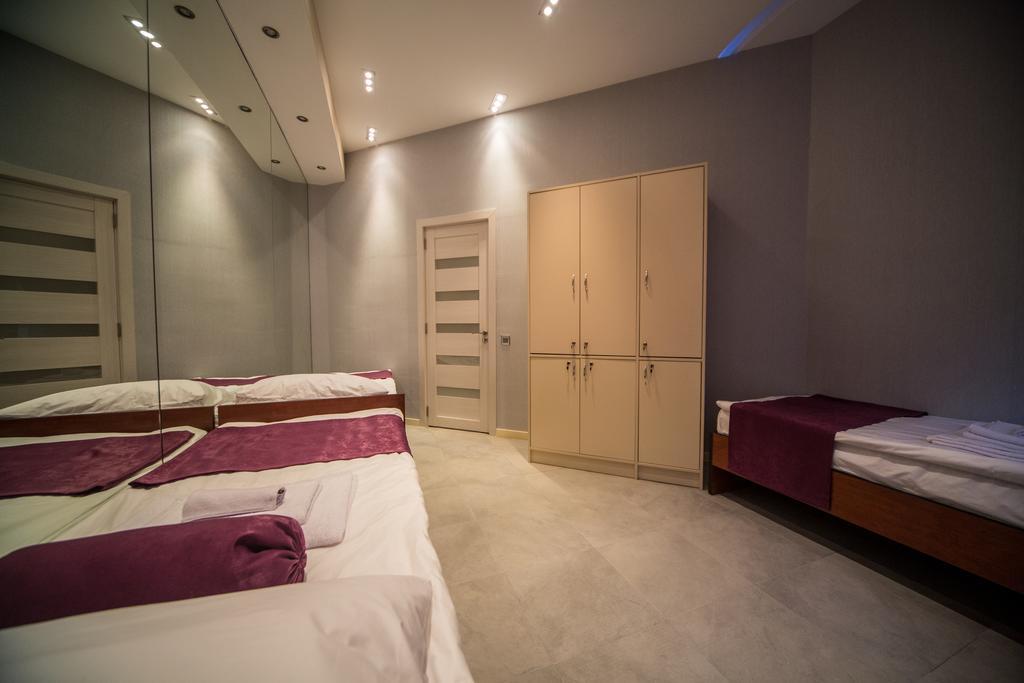 Hostel Inn Hotel&Hostel Баку Екстер'єр фото