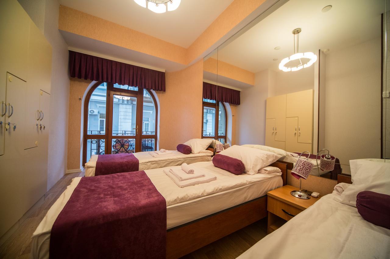 Hostel Inn Hotel&Hostel Баку Екстер'єр фото