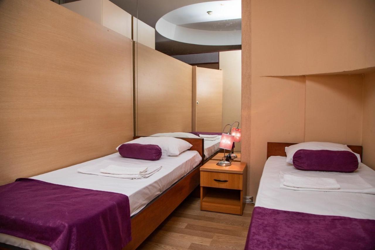 Hostel Inn Hotel&Hostel Баку Екстер'єр фото